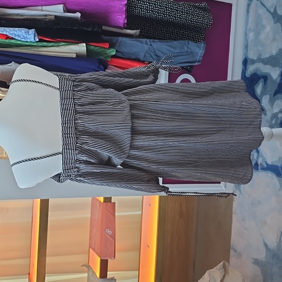 #29.Monteau Black and white stripe dress - Picture 6 of 6